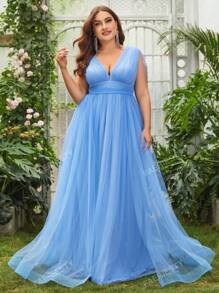Faeriesty Plus Plunging Neck Mesh Party Dress Elegant Formal Evening Prom Wedding Guest Gown, For Graduation, Dinner