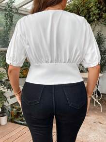 Celure Hơn Surplice cổ Chi tiết Nút Ống tay áo Áo sơ mi - trắng - Xem 2