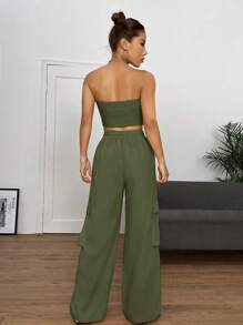 SHEIN EZwear con parche de letra Top bandeau & Pantalones cargo - Verde militar - Ver 2