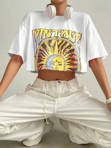 SHEIN EZwear 太陽和字母圖案落肩袖短款T恤