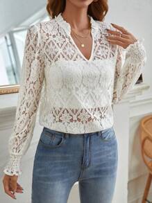 SHEIN Frenchy 缺口領喇叭袖蕾絲上衣不附抹胸 - 米色 - 查看 5