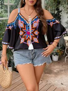 SHEIN Clasi 大碼印花挖肩流蘇前繫帶襯衫 - 彩色 - 查看 7