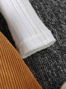 SHEIN 女小童2入組/套休閒毛茸茸肩膀針織上衣帶腰帶不對稱燈芯絨半身裙適用於秋天 - 彩色 - 查看 5