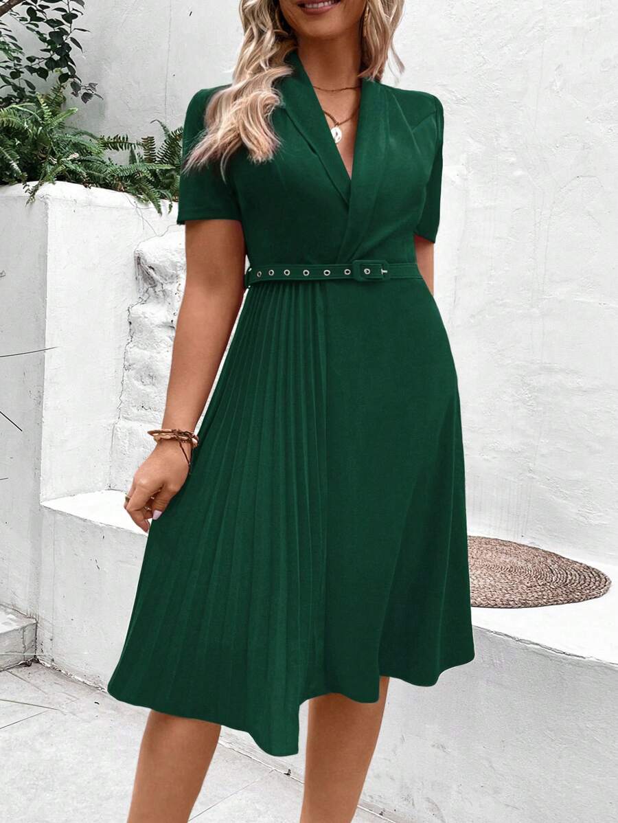 SHEIN Clasi Talla grande Vestido con cinturón bajo fruncido - Verde Oscuro - Ver 1