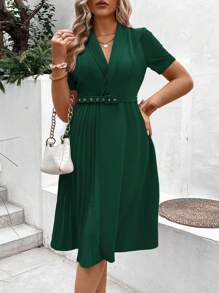 SHEIN Clasi Talla grande Vestido con cinturón bajo fruncido - Verde Oscuro - Ver 5