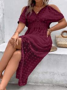 SHEIN LUNE 大碼圓點挖肩高衩連衣裙 - 酒紅色 - 查看 4