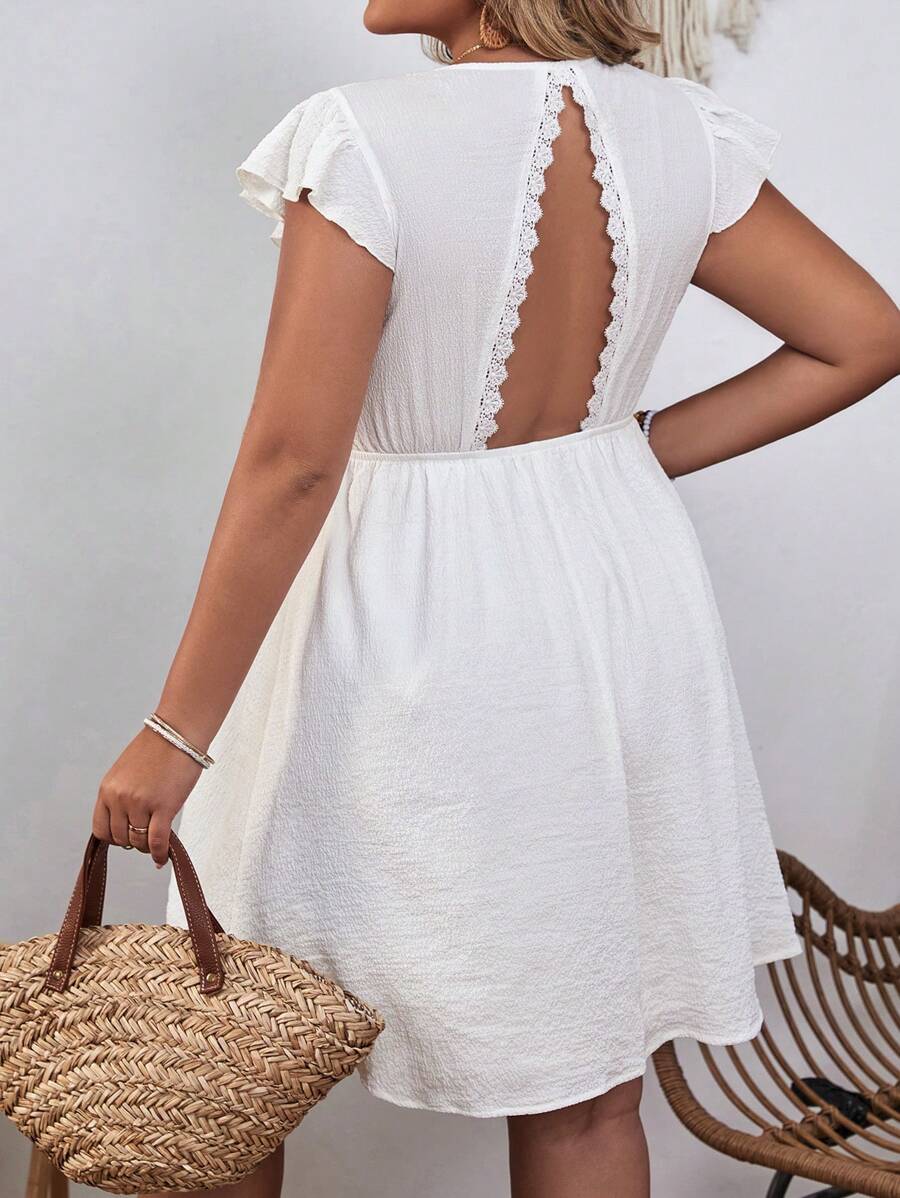 SHEIN VCAY 大碼鏤空蕾絲花邊蝴蝶袖連衣裙 - 白色 - 查看 1