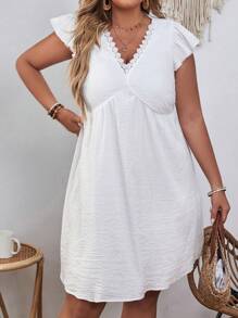 SHEIN VCAY 大碼鏤空蕾絲花邊蝴蝶袖連衣裙 - 白色 - 查看 6