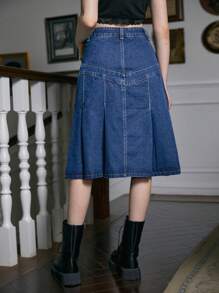 ROMWE Academia Studded Decor Pleated Denim Skirt - Dark Wash - View 2