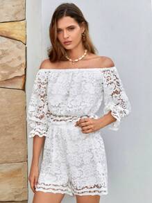 Bohemela 一字肩荷葉袖蕾絲上衣和短褲