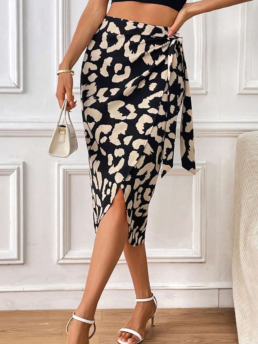 SHEIN Privé In Toàn bộ Nút ven Bao bên Váy - Đen và trắng - Xem 1