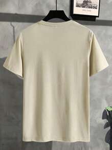 Manfinity Homme Hombres Camiseta con estampado geométrico con letra - Caqui - Ver 2