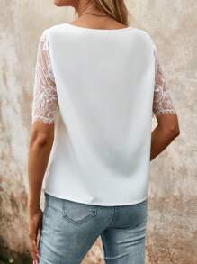 SHEIN Essnce 蕾絲拼接方領襯衫 - 白色 - 查看 2