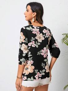 SHEIN Clasi Floral Print Guipure Lace Insert Blouse - Black - View 2