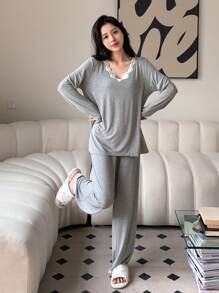 DAZY 撞色蕾丝边睡衣套装，返校季服装，秋冬季