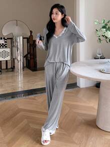 DAZY 撞色蕾丝边睡衣套装，返校季服装，秋冬季