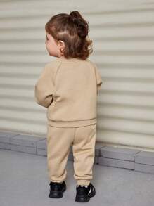 SHEIN 2pcs Baby Unisex Casual Sports Print Fleece Crew Neck Sweatshirt And Pants Set, Warm Winter - Khaki - View 2