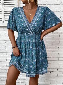 SHEIN LUNE 大碼波西米亞交叉花卉印花 全身印花連衣裙 - 彩色 - 查看 3