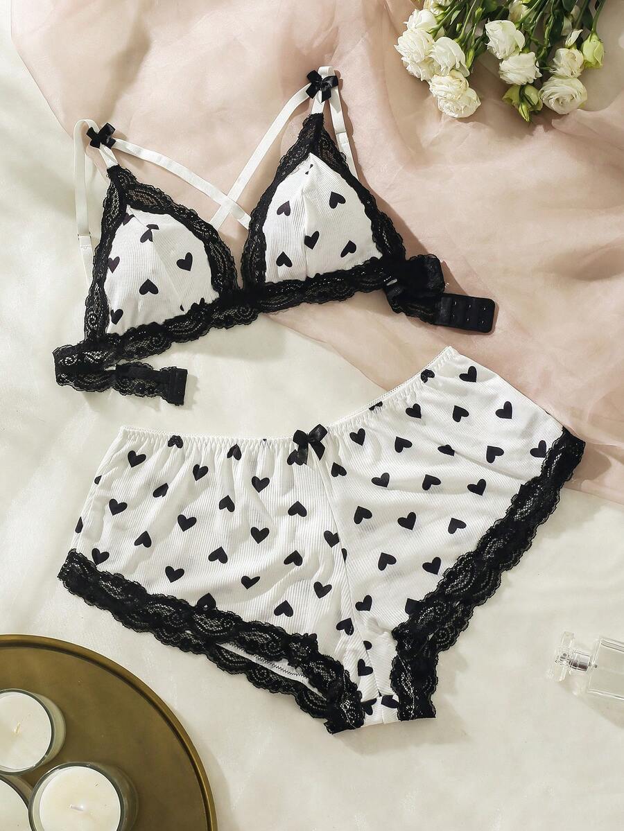 Conjunto de lencería con sujetador y panty con estampado de corazones y ribete de encaje - Blanco y Negro - Ver 1
