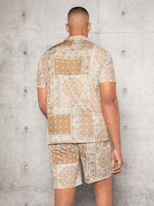 Manfinity VCAY Nam In hoa Paisley Áo sơ mi & Eo dây rút Quần short Without Tee - Nhiều màu - Xem 2