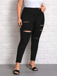 SHEIN Essnce Talla grande Jeans ajustados desgarro bajo crudo - Negro - Ver 4