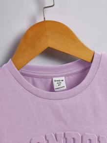 SHEIN 幼童男孩簡約純色字母壓花休閒T卹 - 紫丁香色 - 查看 3