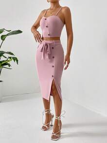 SHEIN Essnce 紐扣細節吊帶上衣和高衩腰帶半身裙 - 粉色 - 查看 5