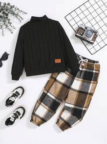 SHEIN Bộ 2 món/Bộ áo len dệt kim cổ cao tay dài thường ngày cho bé trai mới biết đi + quần cạp chun kẻ caro, chất liệu nỉ dày dặn - Nhiều màu - Xem 1