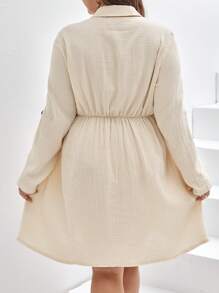SHEIN Frenchy 大碼捲邊袖前紐扣襯衫連衣裙 - 杏色 - 查看 2