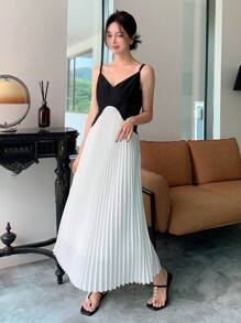 DAZY Abito con bretelle sottile bicolore orlo plissettato - Bianco e nero - Visualizzare 7