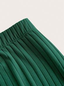 SHEIN EZwear Lettuce Trim Bandana Hem Crop Tube Top & Flare Leg Pants - Dark Green - View 4