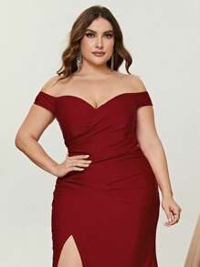 Plus Solid Off Shoulder Ruched Split Thigh Formal Dress - Red - View 4