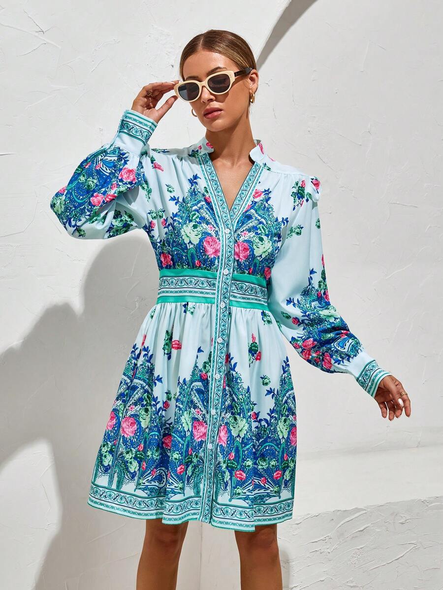 SHEIN Privé 印花缺口領燈籠袖連衣裙