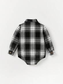 Cozy Pixies Baby Boy Plaid Print Pocket Patched Bodysuit - Black and White - View 2