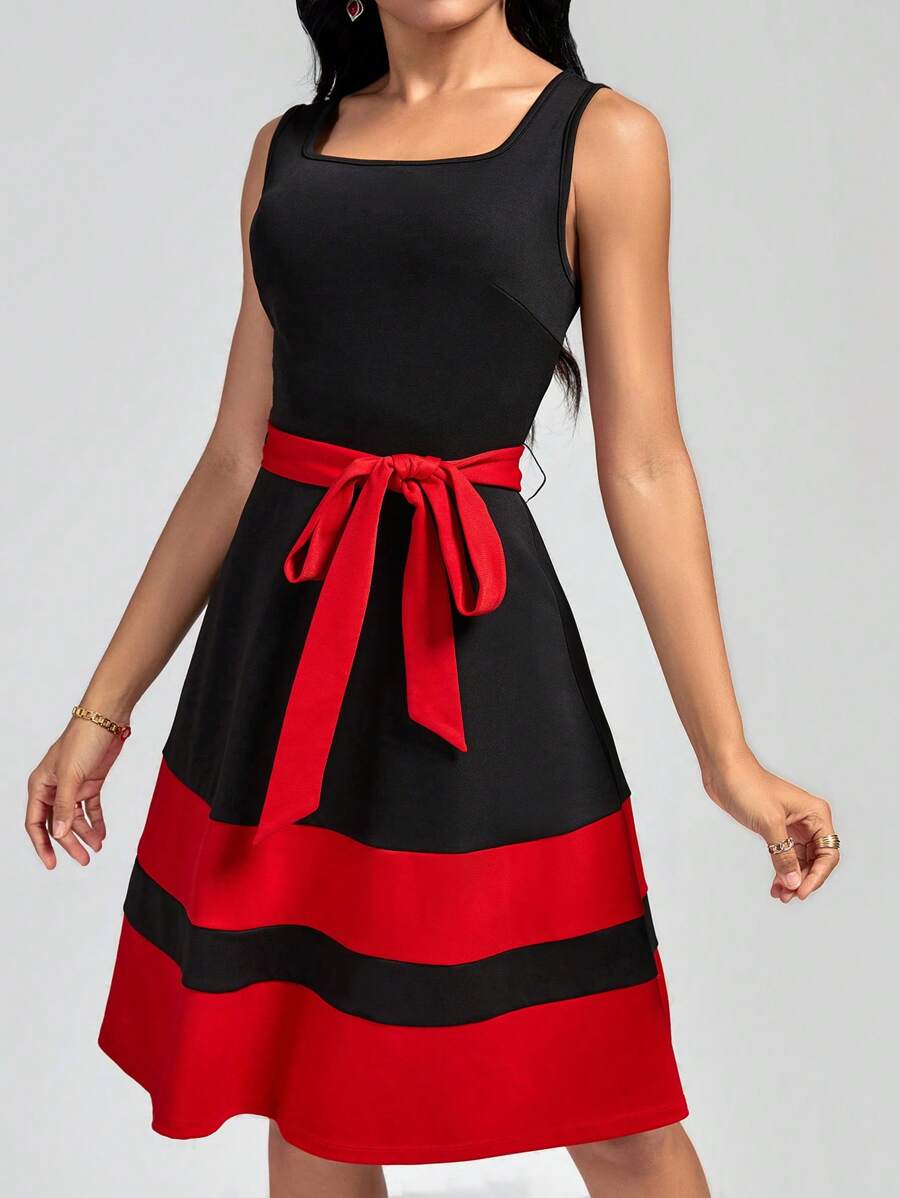 SHEIN Clasi 撞色腰帶A字洋裝 - 彩色 - 查看 1