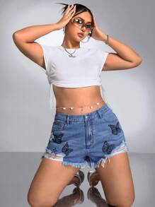 Plus Butterfly Print Ripped Raw Hem Denim Shorts - Medium Wash - View 6