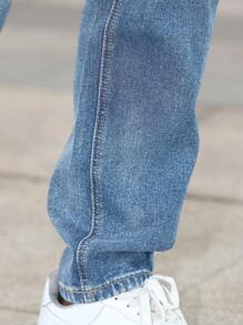 Men Slant Pocket Straight Leg Jeans - Medium Wash - View 3