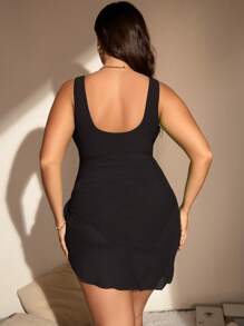 SHEIN Swim Curve 大碼鏤空連體泳衣附沙灘裙