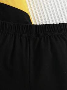 Conjunto de camiseta y shorts con bloques de colores para niños pequeños - Multicolor - Ver 5