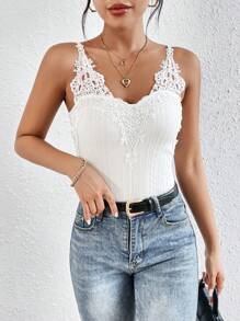 SHEIN Frenchy 拼接水溶蕾絲吊帶上衣 - 白色 - 查看 3