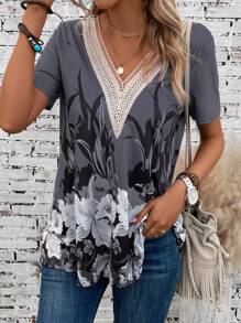 EMERY ROSE In hoa Bảng điều khiển ren Guipure Áo thun - Nhiều màu - Xem 1