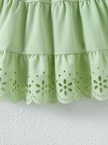 SHEIN Vintaside Kids garota jovem Cut Out Laser Acabamento De Babados Bainha Em Camadas Vestido