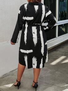 SHEIN Clasi 大碼筆刷圖案腰帶襯衫連衣裙 - 黑色 - 查看 2