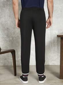 Manfinity VCAY 男士字母圖案腰部抽繩衛褲 - 黑色 - 查看 2