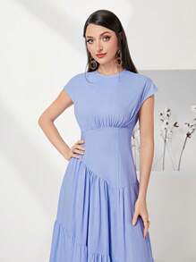 Modelyn Vestido unicolor bajo con fruncido