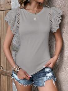 SHEIN LUNE 網眼刺繡蝴蝶袖貝殼邊T恤 - 灰色 - 查看 3