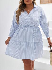SHEIN Frenchy Hơn In sọc Xù Hoa Sen Đầm - Xanh và trắng - Xem 1