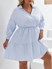 SHEIN Frenchy Hơn In sọc Xù Hoa Sen Đầm - Xanh và trắng - Xem 4