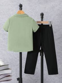 SHEIN 男小童字母補丁細節襯衫和褲子不帶T恤 - 彩色 - 查看 2