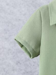 SHEIN 男小童字母補丁細節襯衫和褲子不帶T恤 - 彩色 - 查看 5